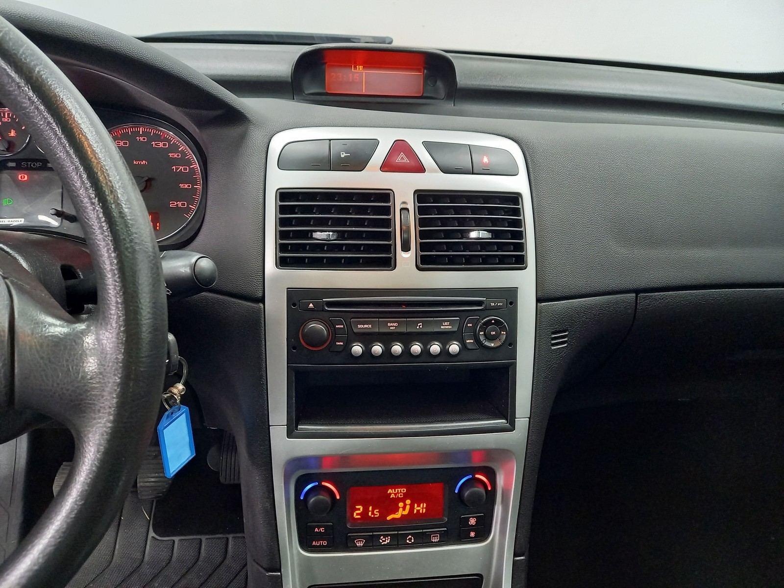 PEUGEOT 307  1.6 hdi 15 