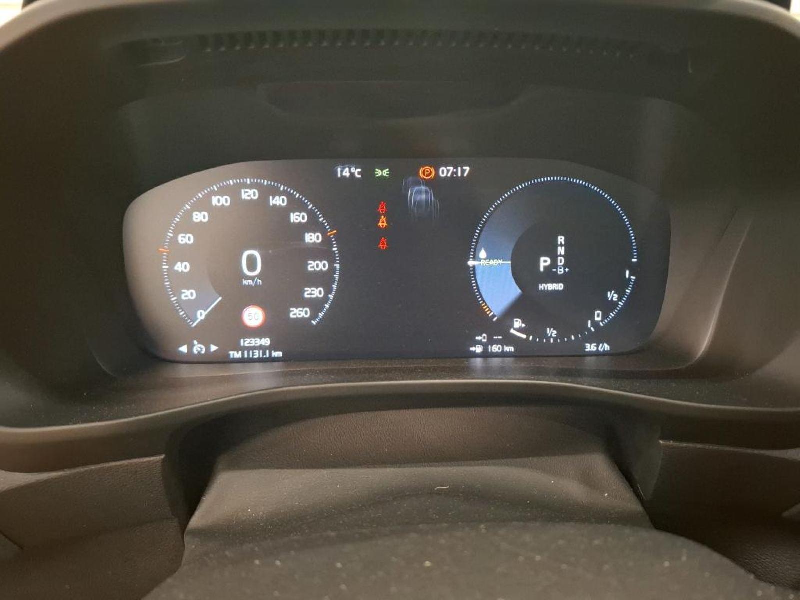 VOLVO XC40 T4 Recharge 129 + 82ch Business DCT 7 6 