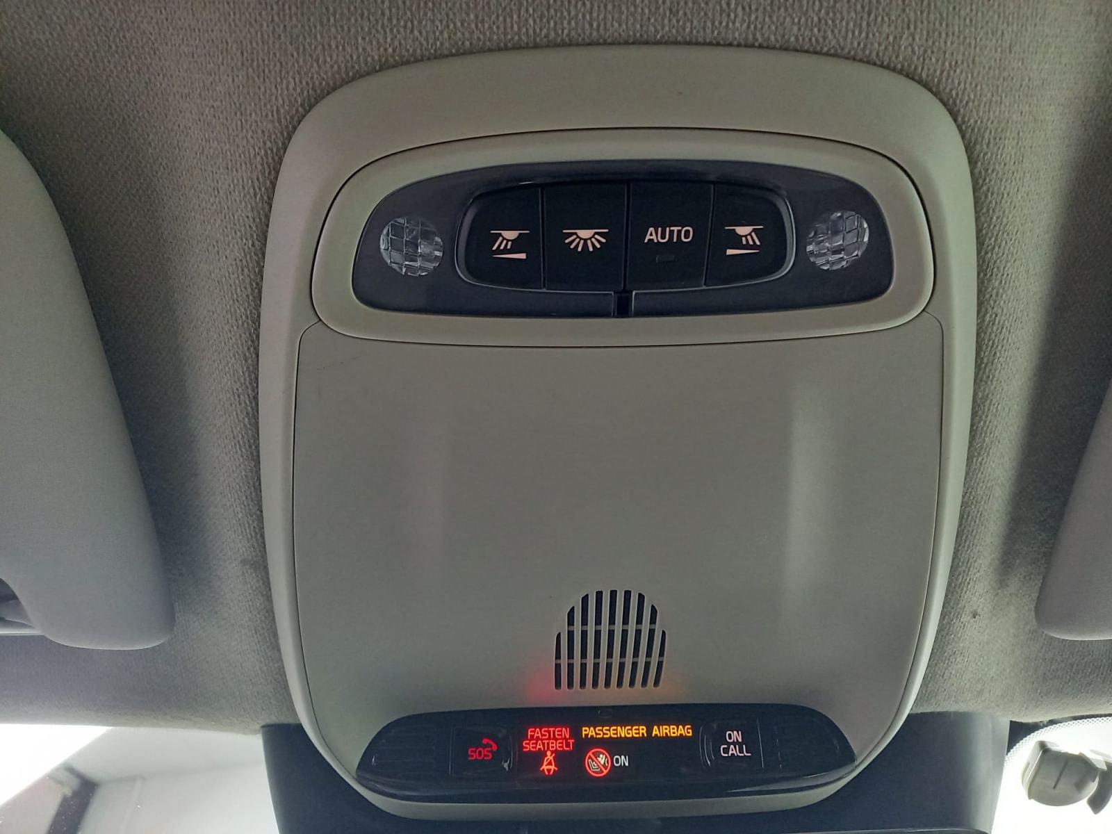 VOLVO XC40 T4 Recharge 129 + 82ch Business DCT 7 21