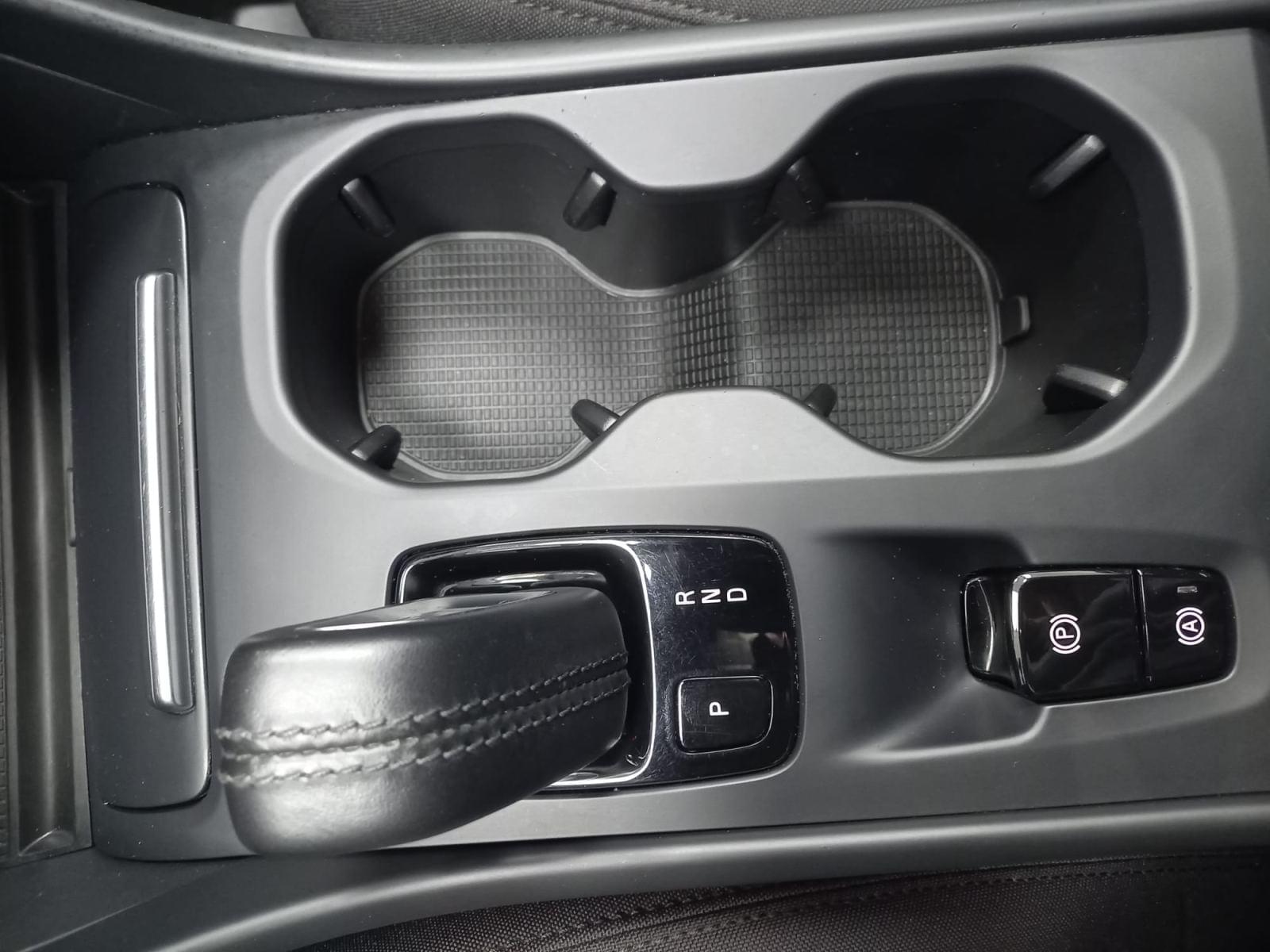 VOLVO XC40 T4 Recharge 129 + 82ch Business DCT 7 22