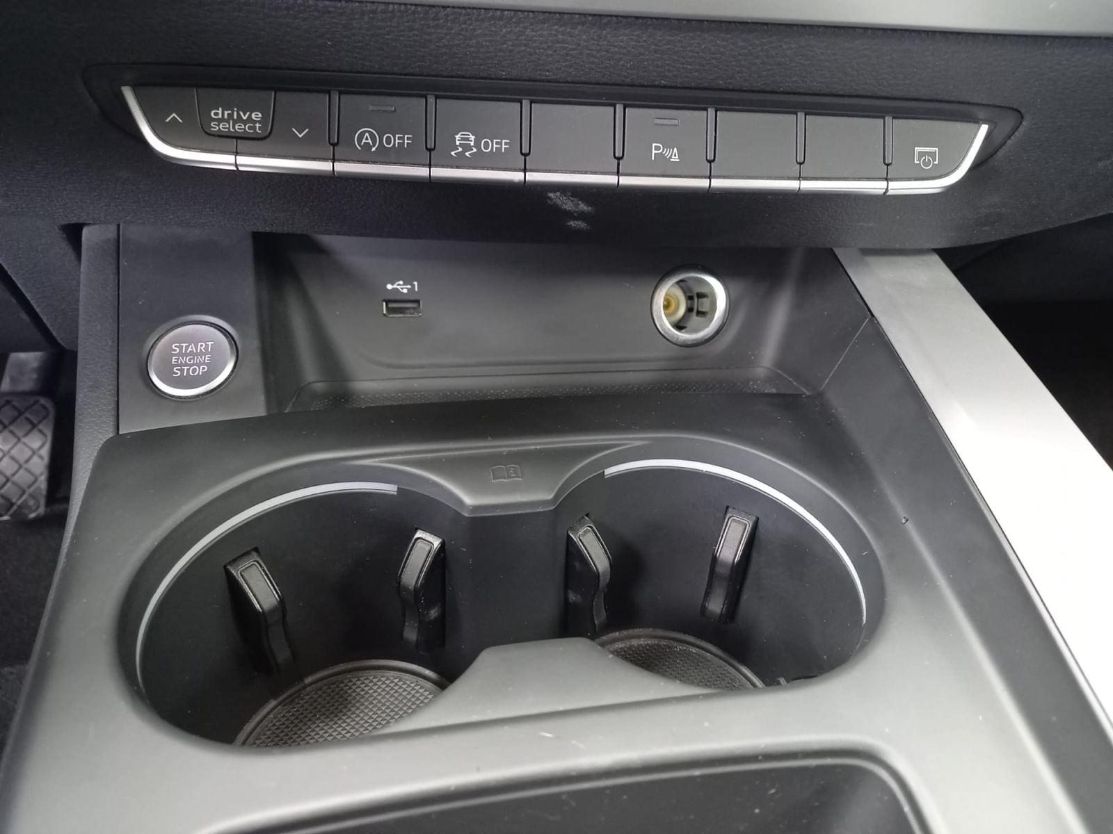 AUDI A4 Avant 35 TFSI 150ch S tronic 7 HIBRIDO 14