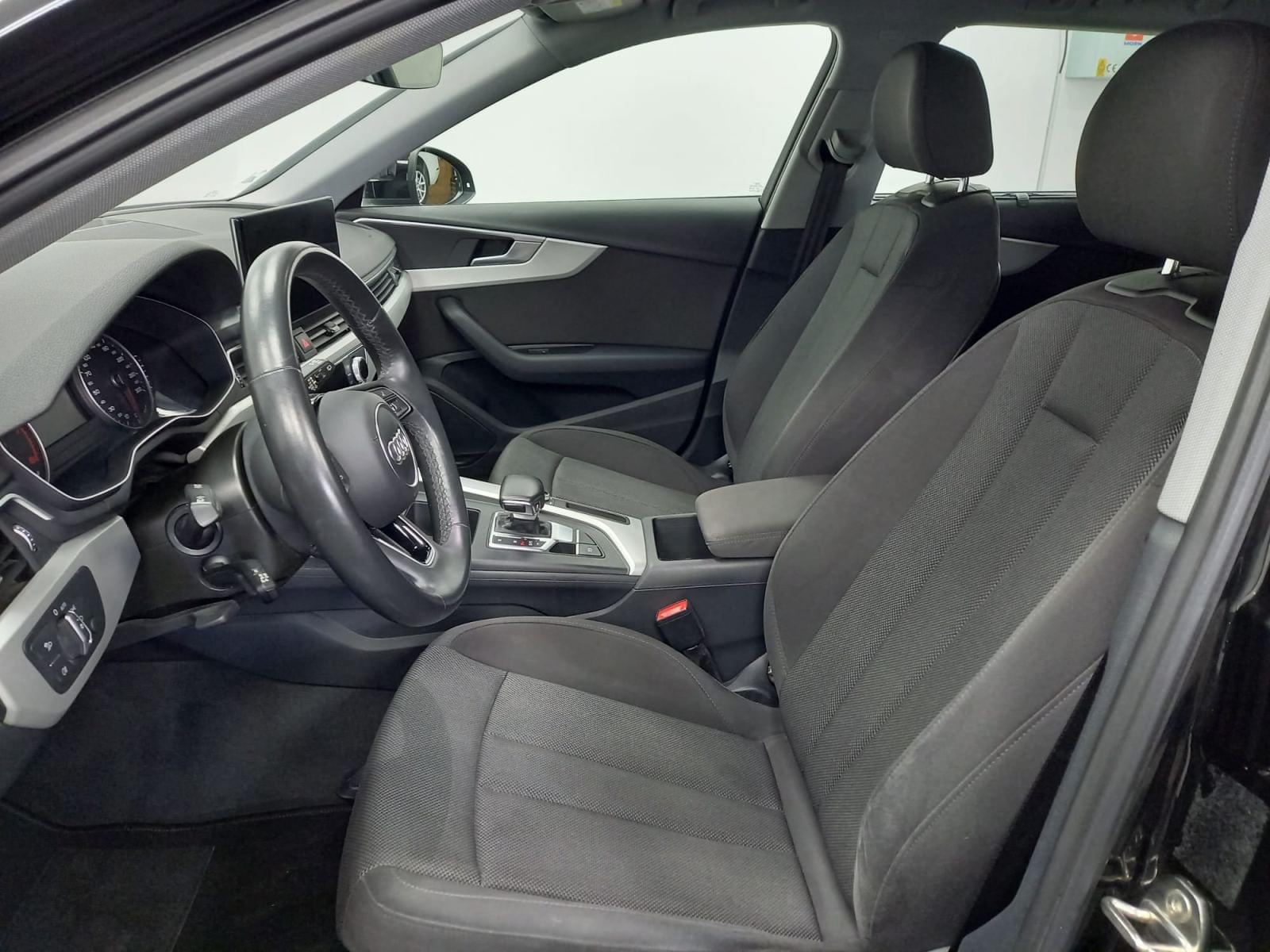 AUDI A4 Avant 35 TFSI 150ch S tronic 7 HIBRIDO 28