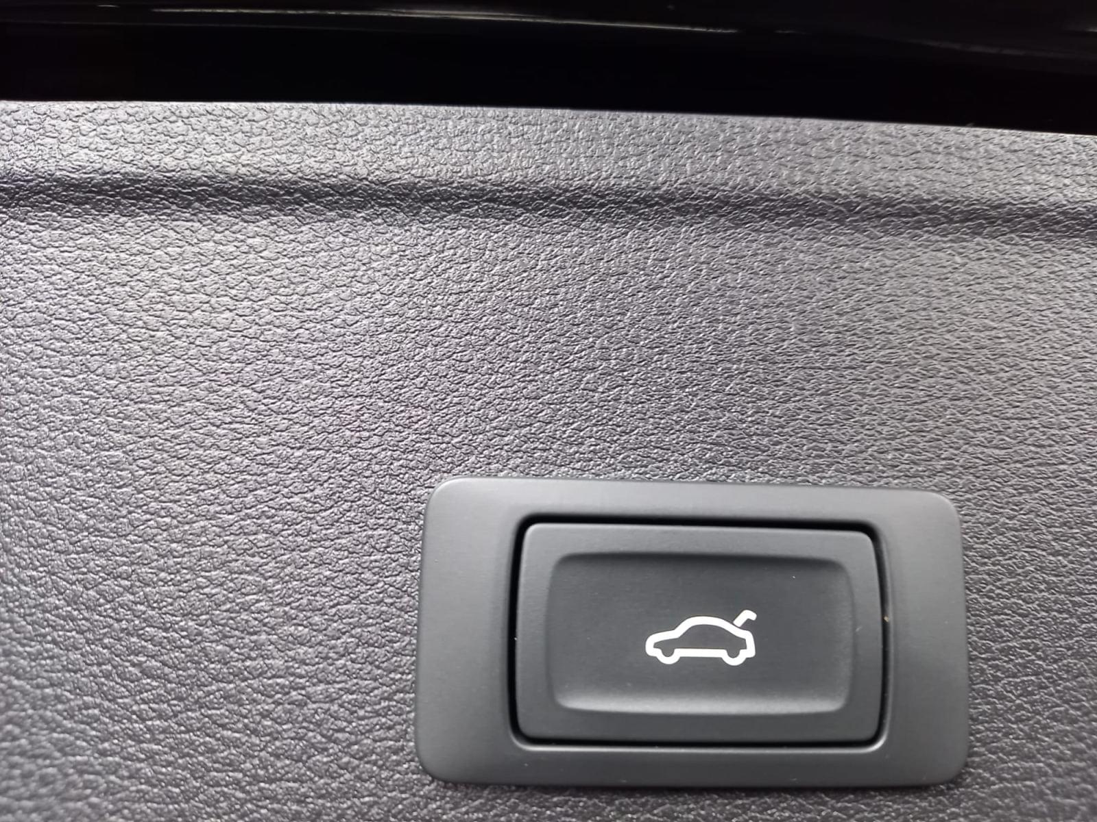 AUDI A4 Avant 35 TFSI 150ch S tronic 7 HIBRIDO 32