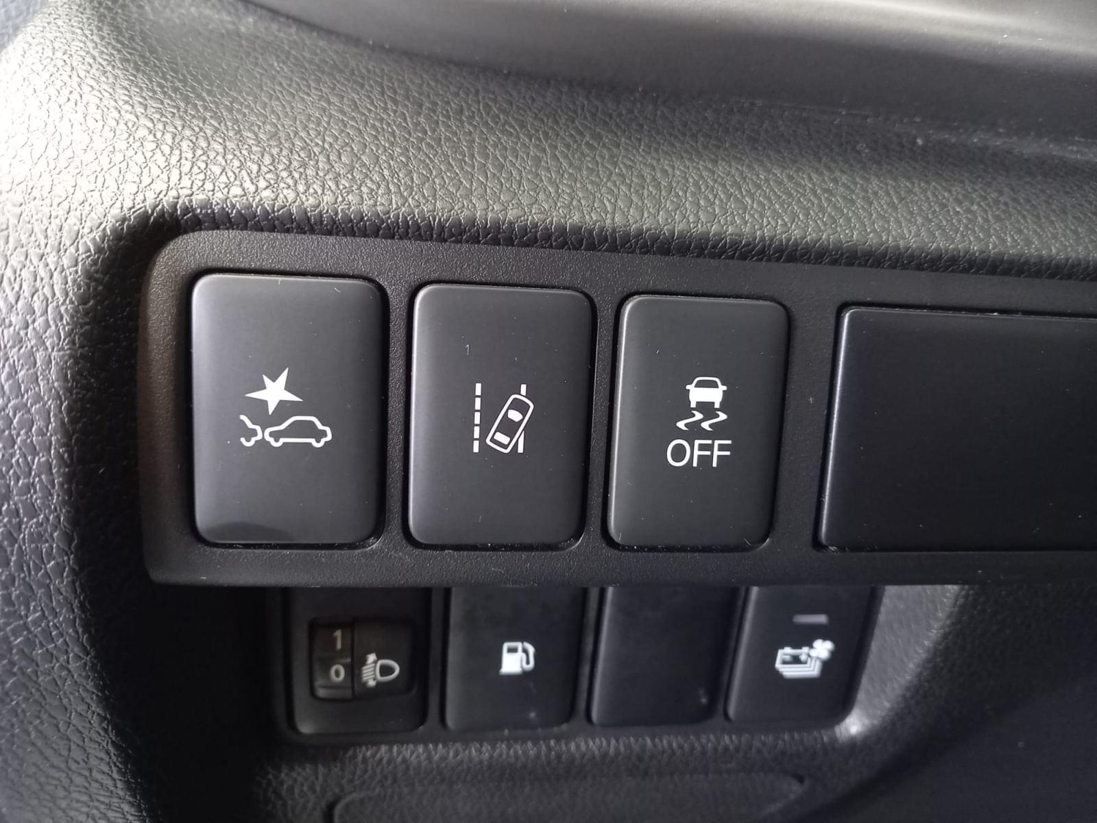 MITSUBISHI ECLIPSE CROSS PHEV KAITEKI 4 27