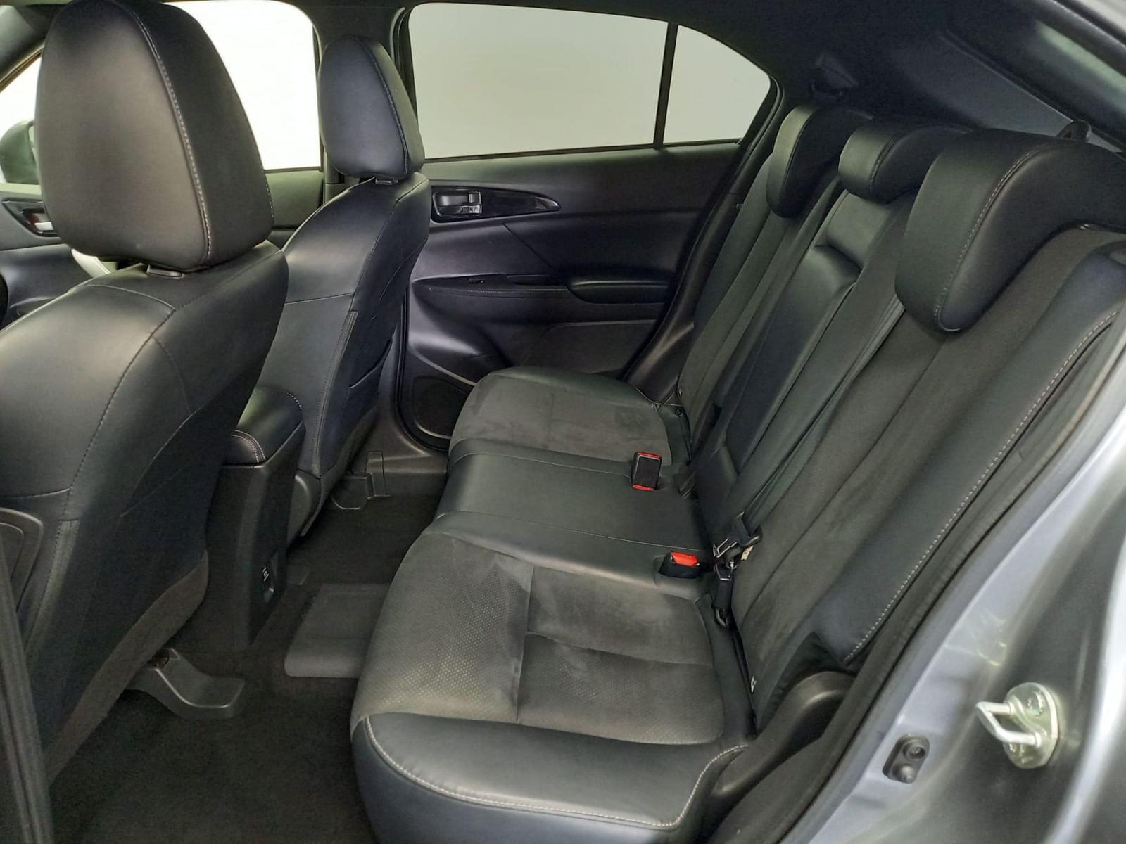 MITSUBISHI ECLIPSE CROSS PHEV KAITEKI 4 35