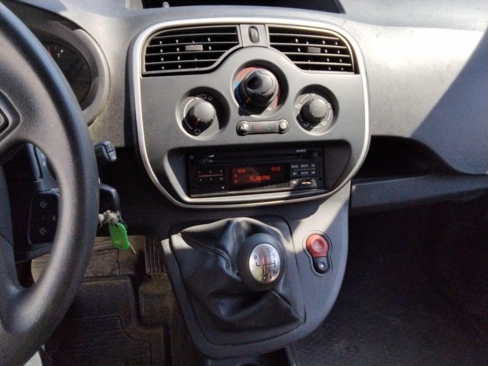 RENAULT KANGOO FURGON MAXI EXPRESS Maxi 2p Blue dCi 70 kW (95CV) 9 