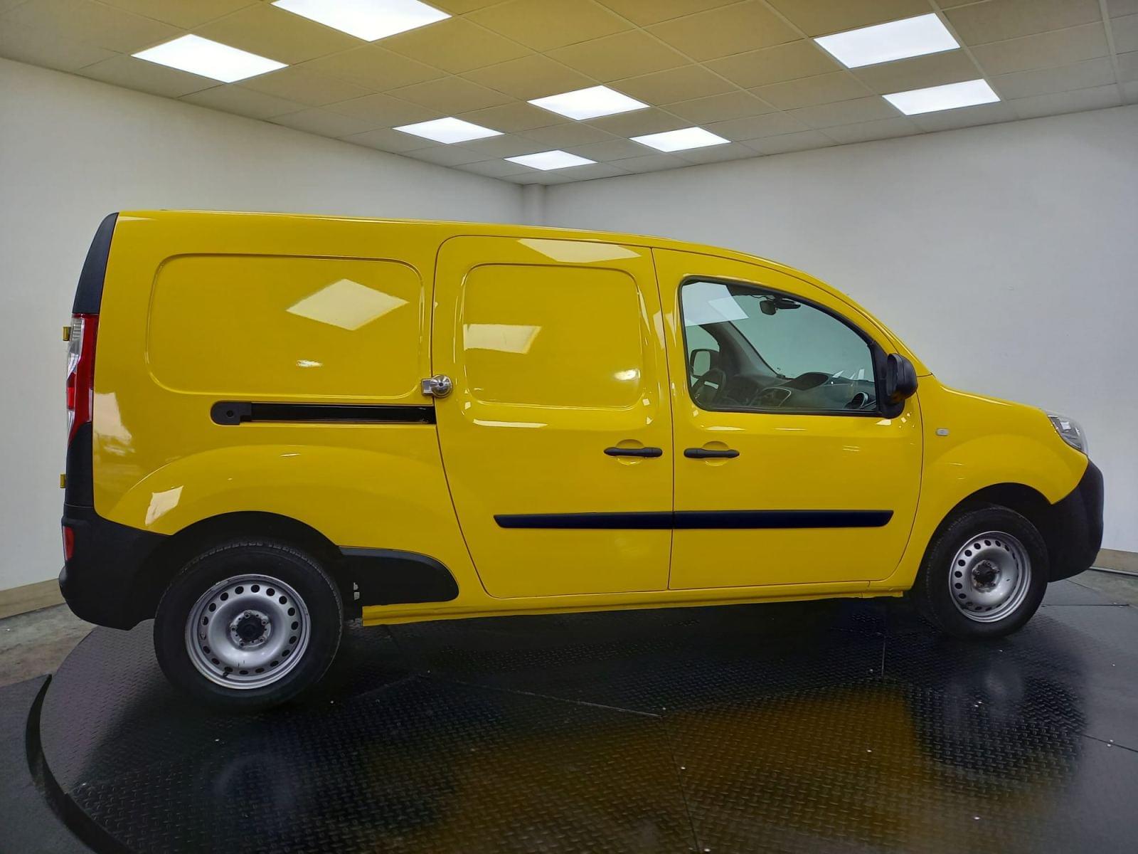 RENAULT KANGOO FURGON MAXI EXPRESS Maxi 2p Blue dCi 70 kW (95CV) 7 