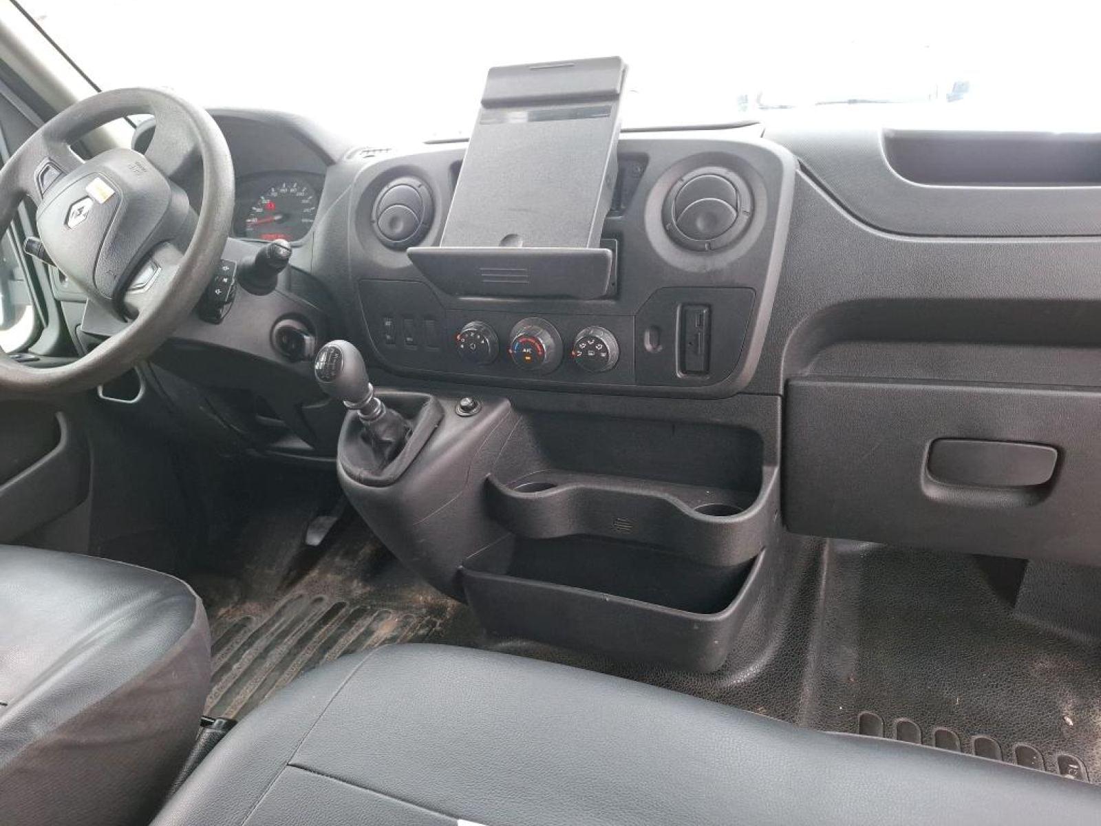 RENAULT MASTER FURGON TÔLÉ &FG GCF TRAC F3300 L2H2 DCI 110 3 
