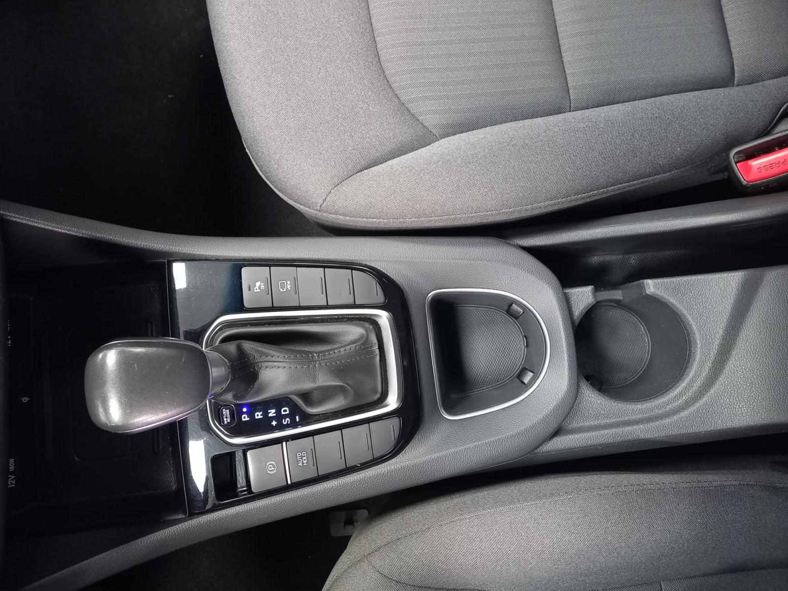 HYUNDAI IONIQ 1.6 GDI HEV TECNO DCT 11