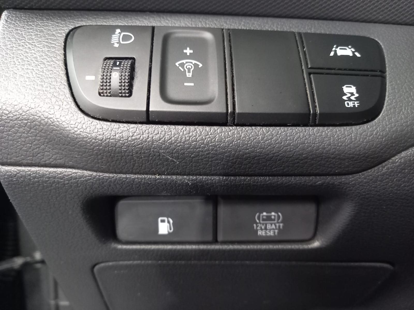 HYUNDAI IONIQ 1.6 GDI HEV TECNO DCT 22