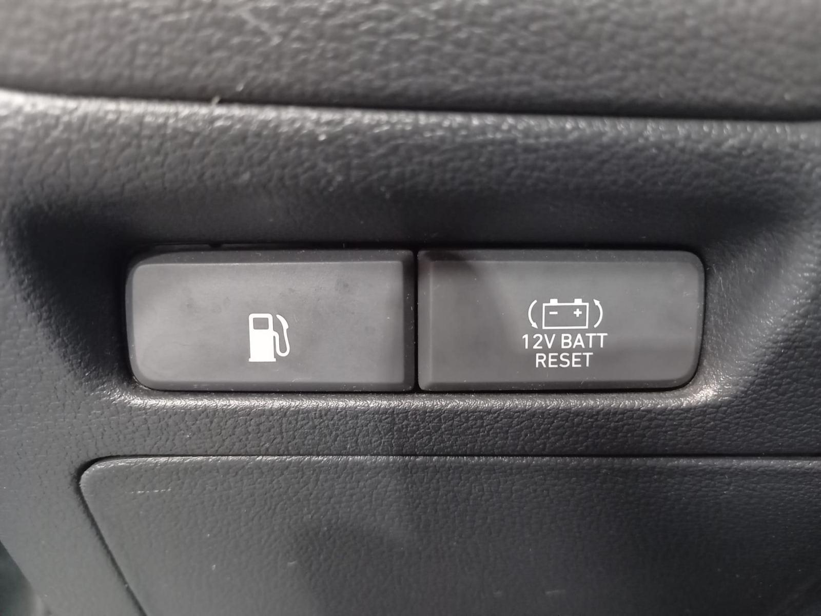 HYUNDAI IONIQ 1.6 GDI HEV TECNO DCT 23