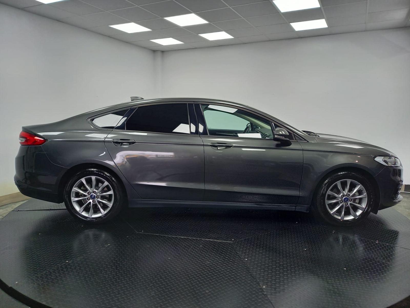 FORD MONDEO 2.0 HÍBRIDO 138KW (187CV) TREND HEV AUTO 3