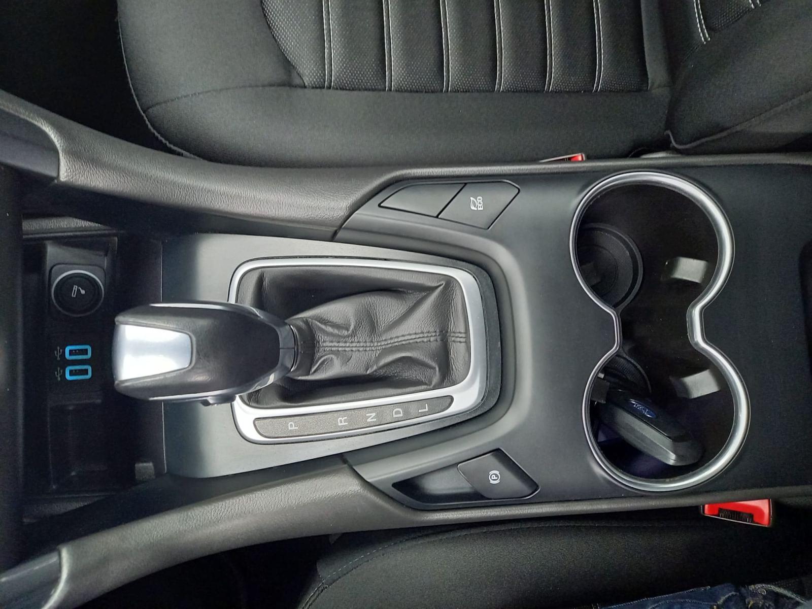 FORD MONDEO 2.0 HÍBRIDO 138KW (187CV) TREND HEV AUTO 19