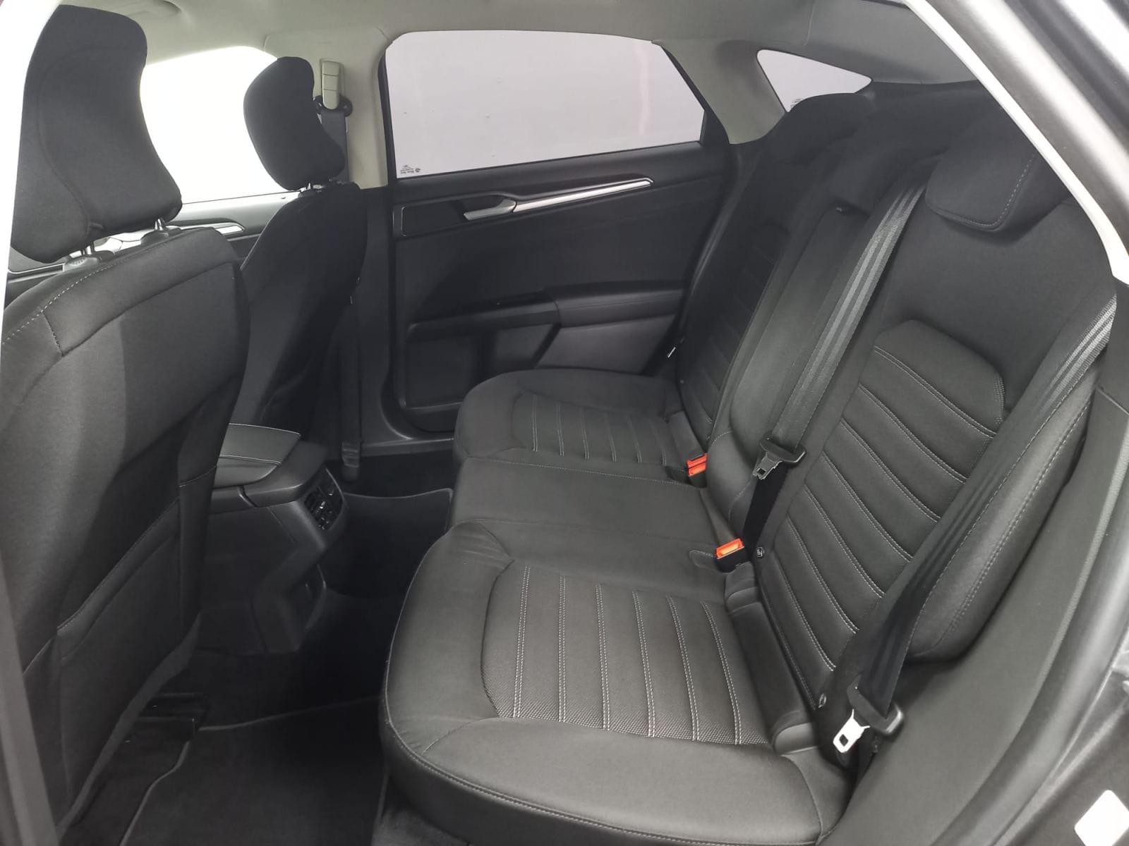 FORD MONDEO 2.0 HÍBRIDO 138KW (187CV) TREND HEV AUTO 31