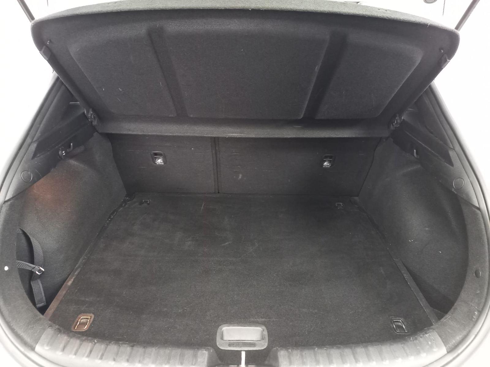 KIA XCEED 1.0 T-GDI DRIVE 88KW (120CV) 34