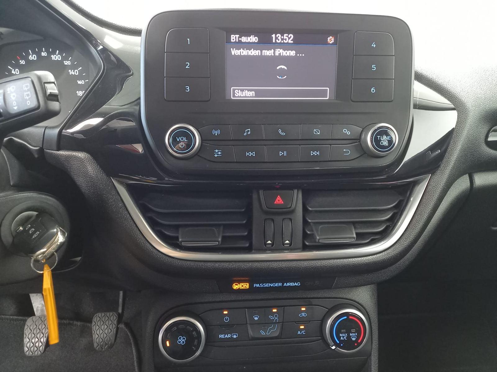 FORD FIESTA 1.0 EcoBoost Trend 10