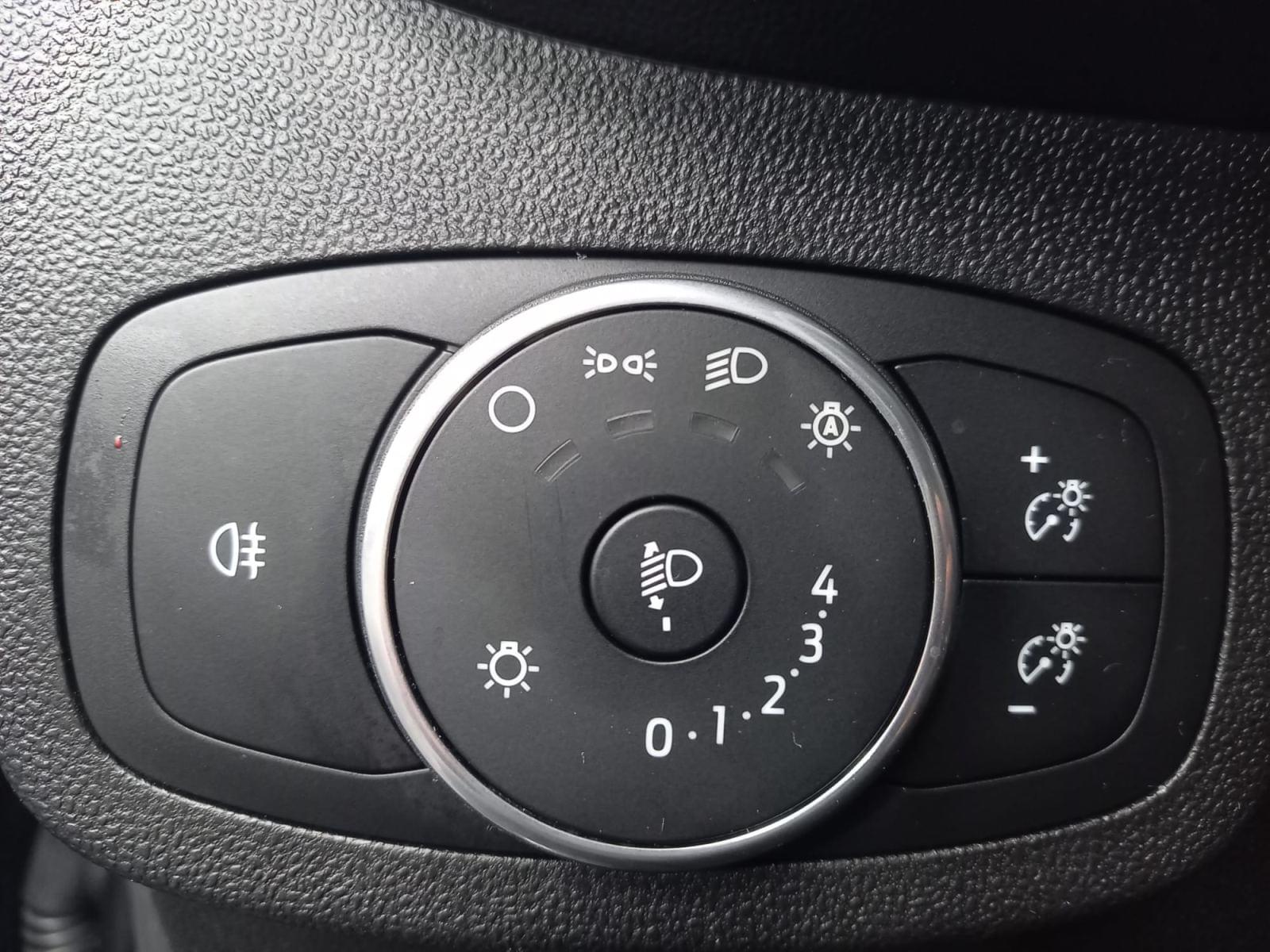 FORD FIESTA 1.0 EcoBoost Trend 21