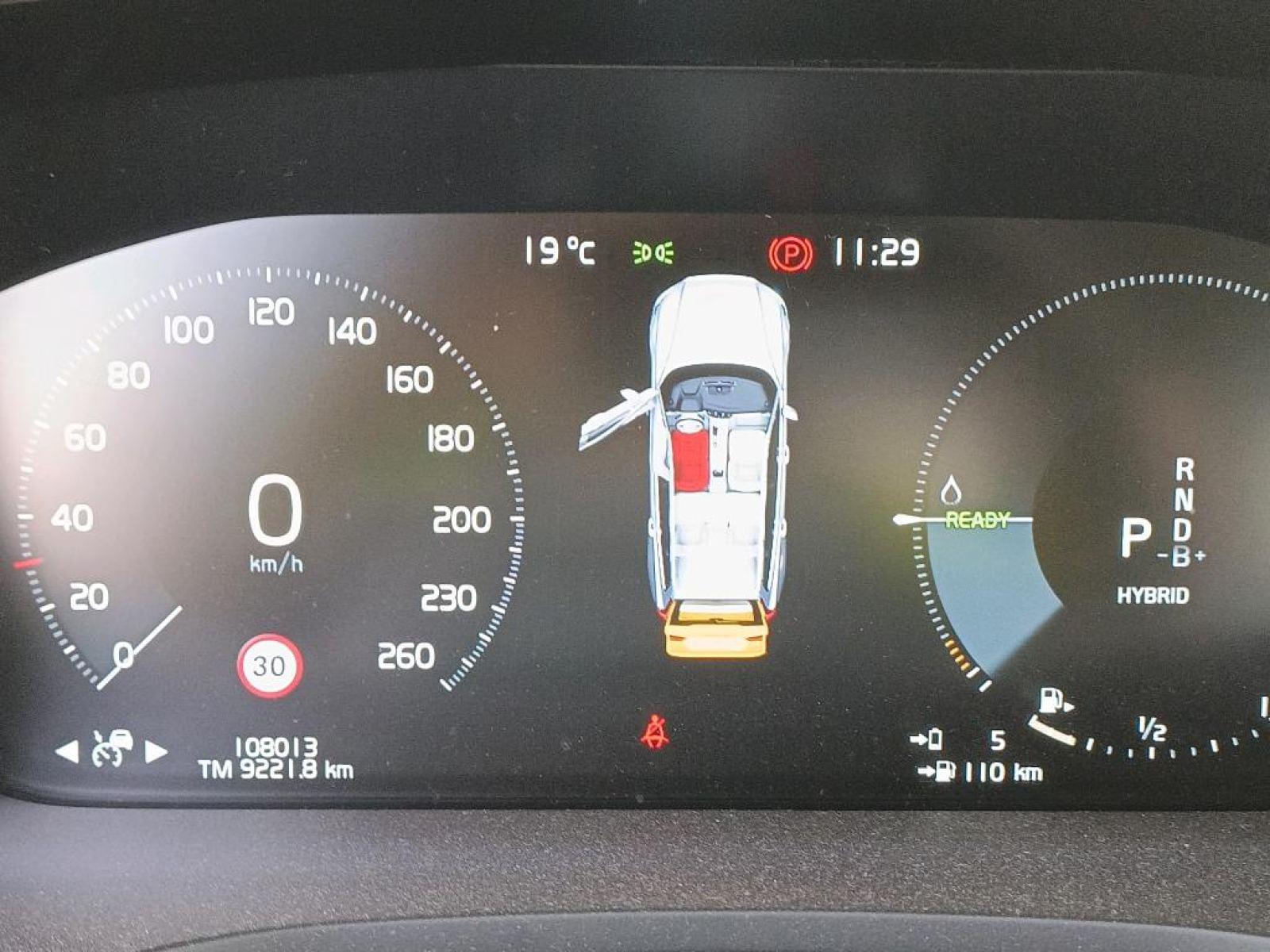 VOLVO V60 2.0 T8 BUSINESS PLUS AUTO 6 