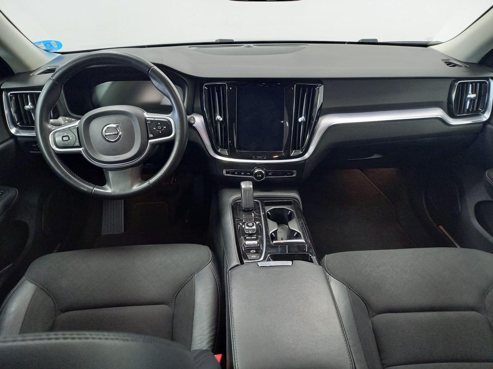 VOLVO V60 2.0 T8 BUSINESS PLUS AUTO 24