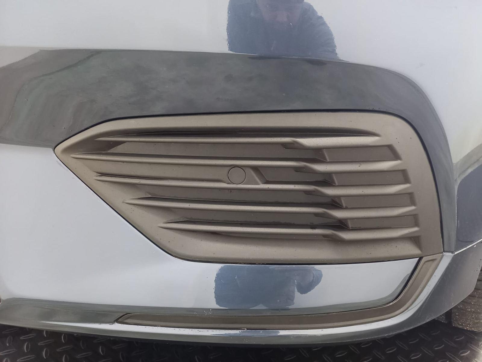 VOLVO V60 2.0 T8 BUSINESS PLUS AUTO 30