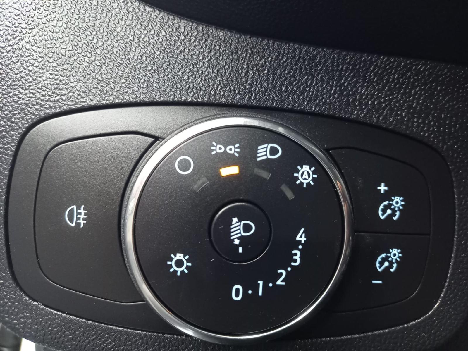 FORD FIESTA 1.1I 55KW TREND 17