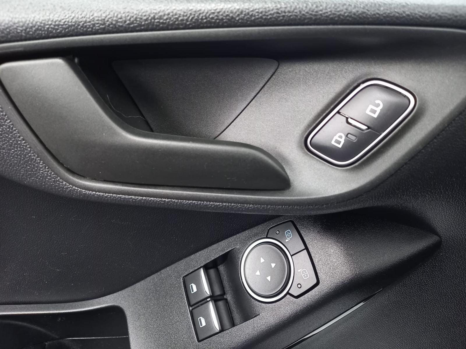 FORD FIESTA 1.1I 55KW TREND 23