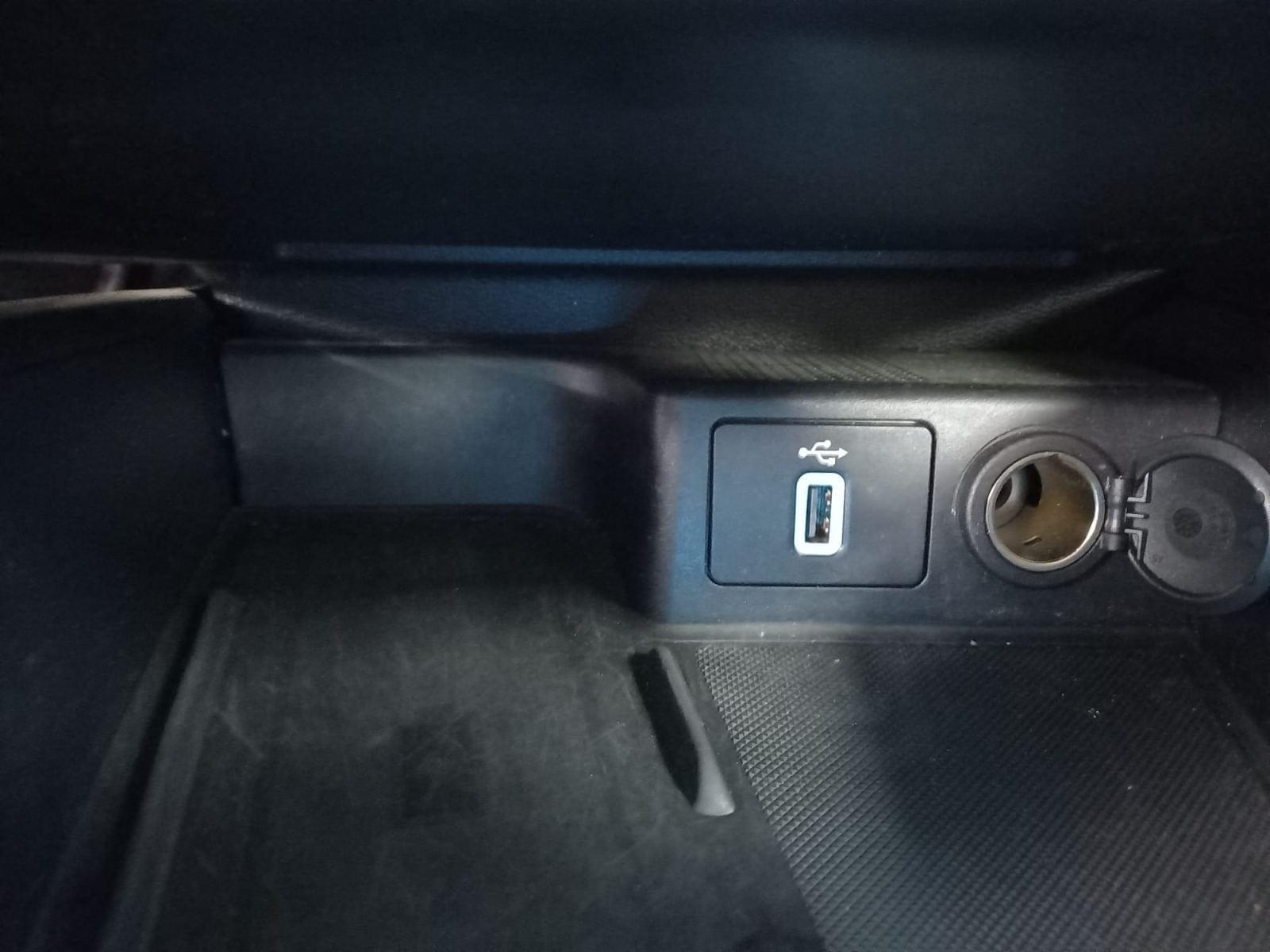 FORD FOCUS 1.0I ECOBOOST MHEV 92KW CONNECTED 12