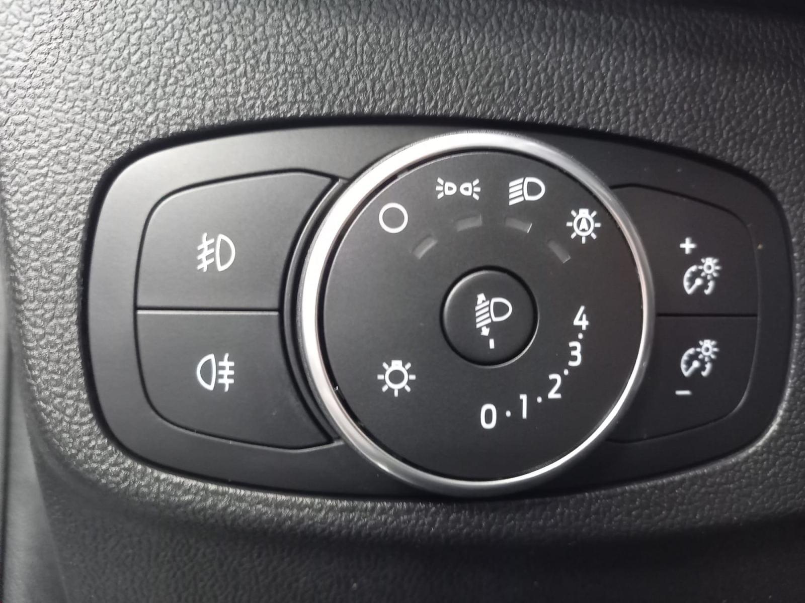 FORD FOCUS 1.0I ECOBOOST MHEV 92KW CONNECTED 26