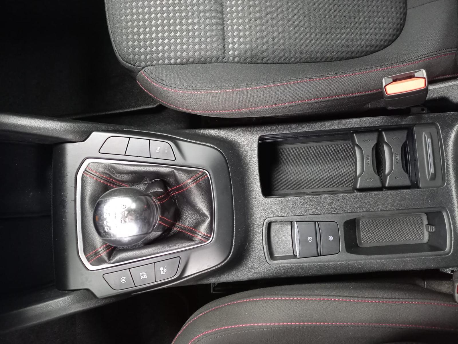 FORD FOCUS 1.5 EcoBlue ST-Line Business 11