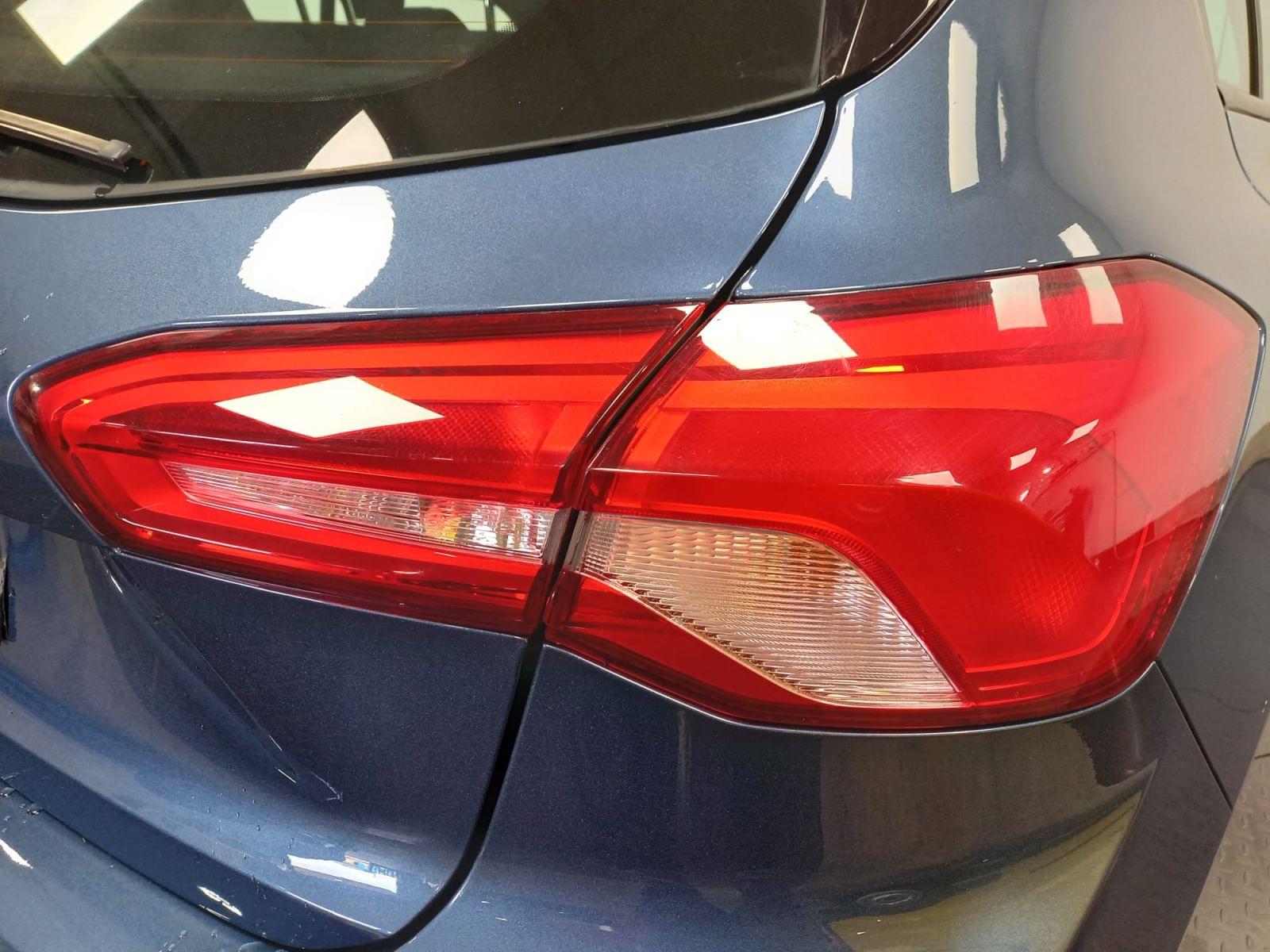 FORD FOCUS 1.5 EcoBlue ST-Line Business 36