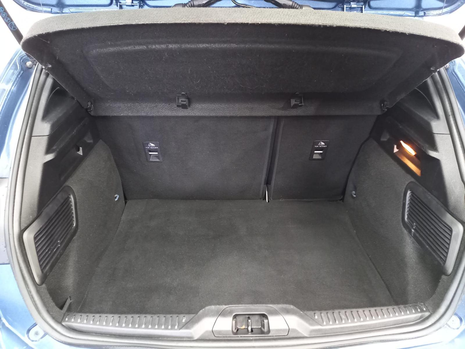 FORD FOCUS 1.5 EcoBlue ST-Line Business 39