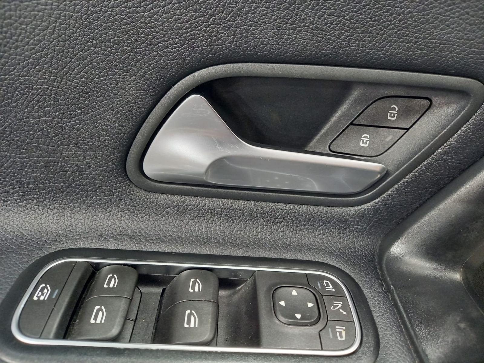 MERCEDES CLASE CLA 2.0 180 D BUSINESS SOLUTION 23 