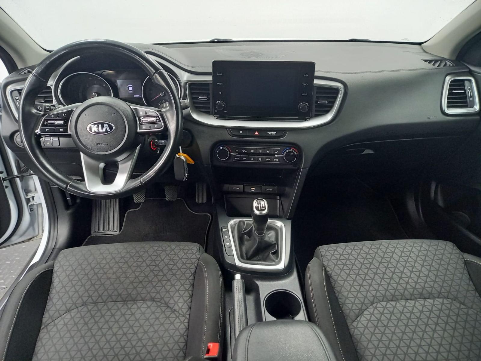 KIA XCEED 1.6 MHEV IMT DRIVE 100KW (136CV) 21 