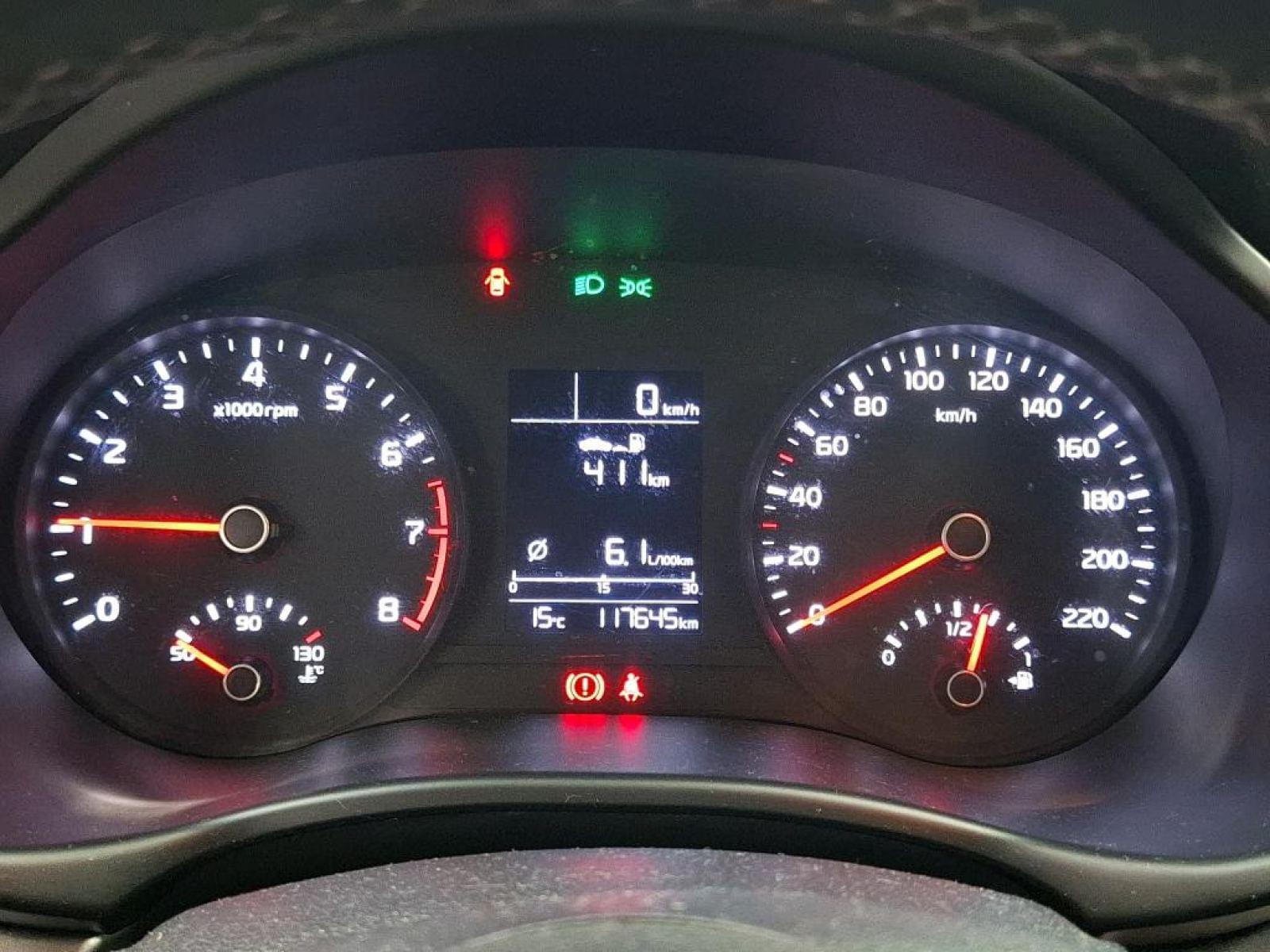 KIA RIO 1.2 MPi 84 CV Urban Edition Business 6 