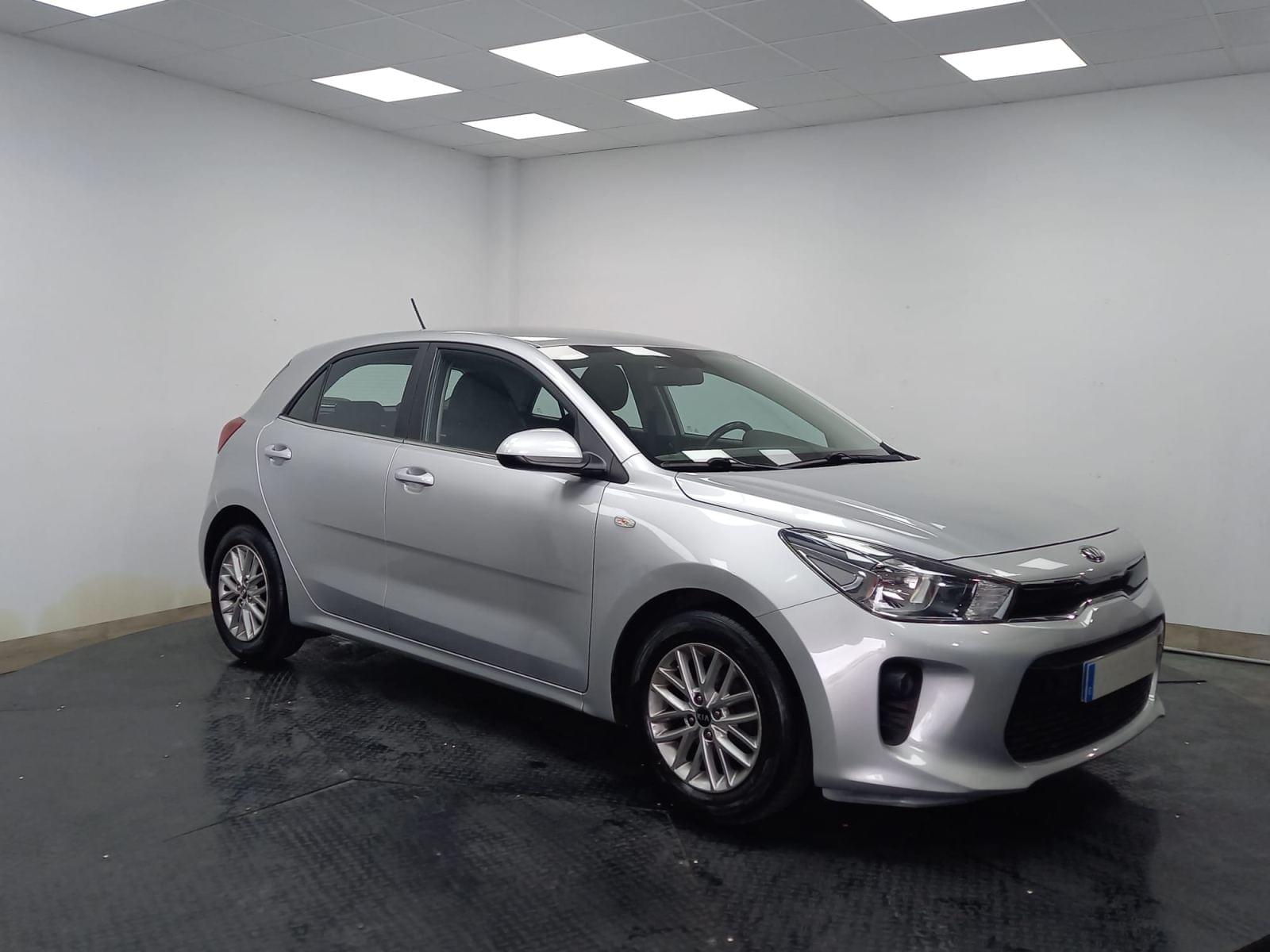 KIA RIO 1.2 MPi 84 CV Urban Edition Business 3