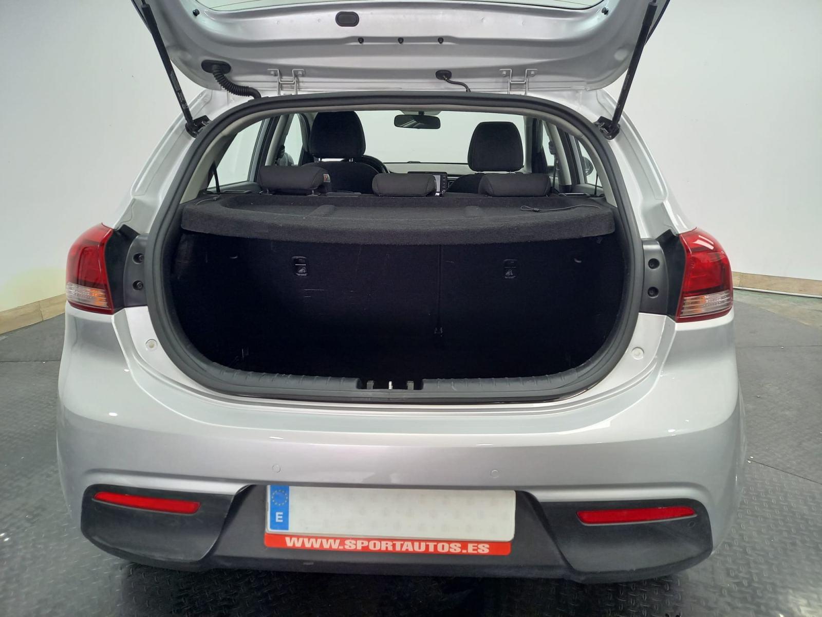 KIA RIO 1.2 MPi 84 CV Urban Edition Business 12