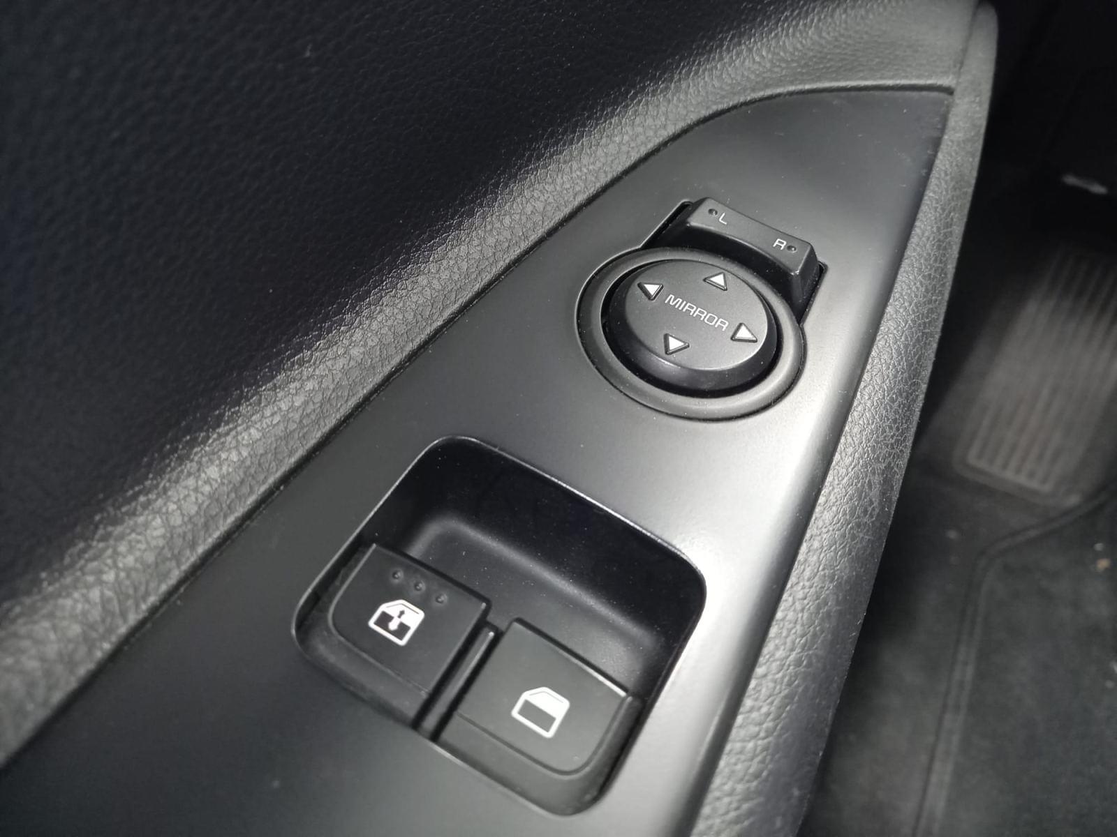 KIA RIO 1.2 MPi 84 CV Urban Edition Business 18
