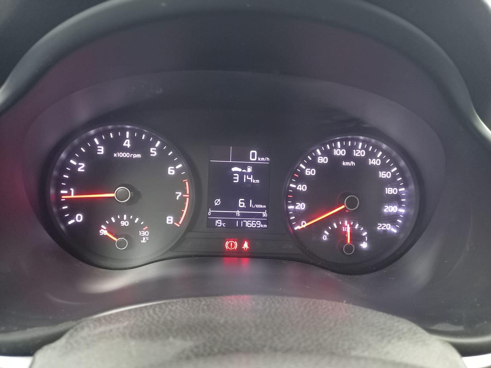 KIA RIO 1.2 MPi 84 CV Urban Edition Business 22