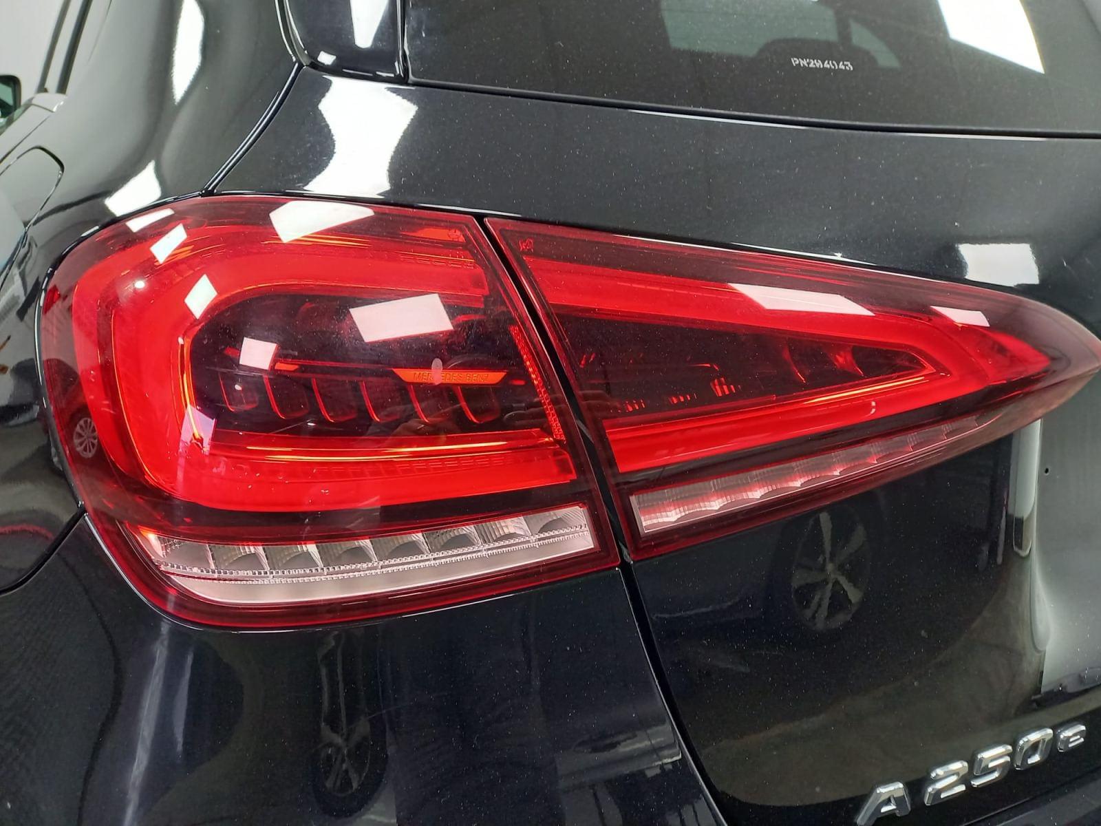 MERCEDES CLASE A 250 e 160+102 CV Business Line 8G-DCT 41 