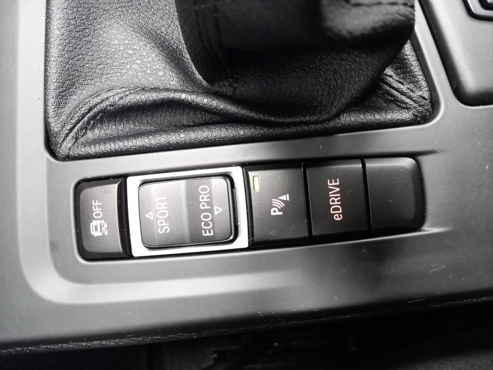 BMW X1 1.5 XDRIVE25E (162KW) 22 