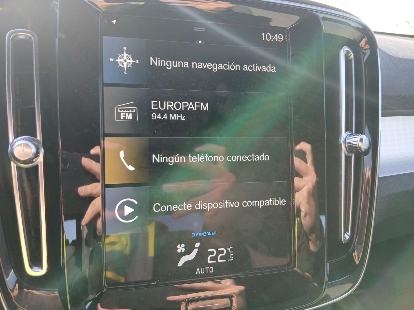 VOLVO XC40 1.5 T4 RECHARGE PHEV ESSENTIAL AUTO 8