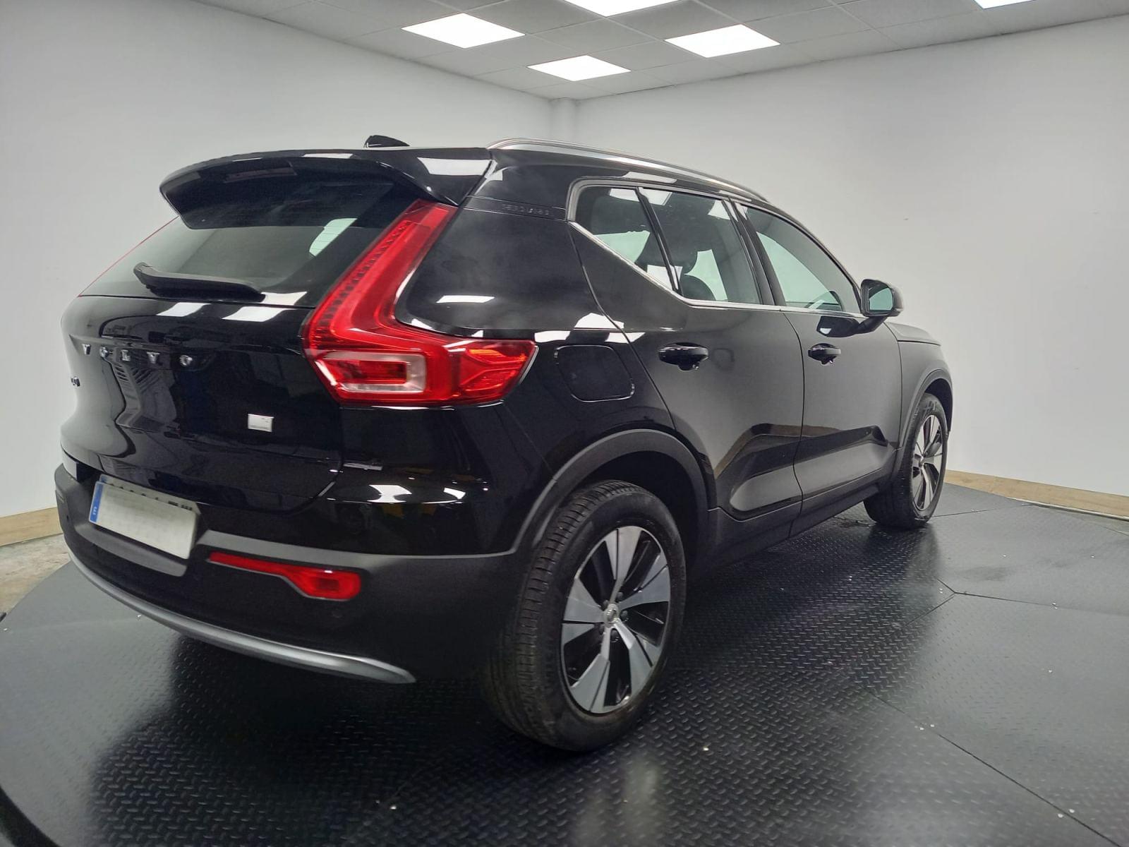 VOLVO XC40 1.5 T4 RECHARGE PHEV ESSENTIAL AUTO 4