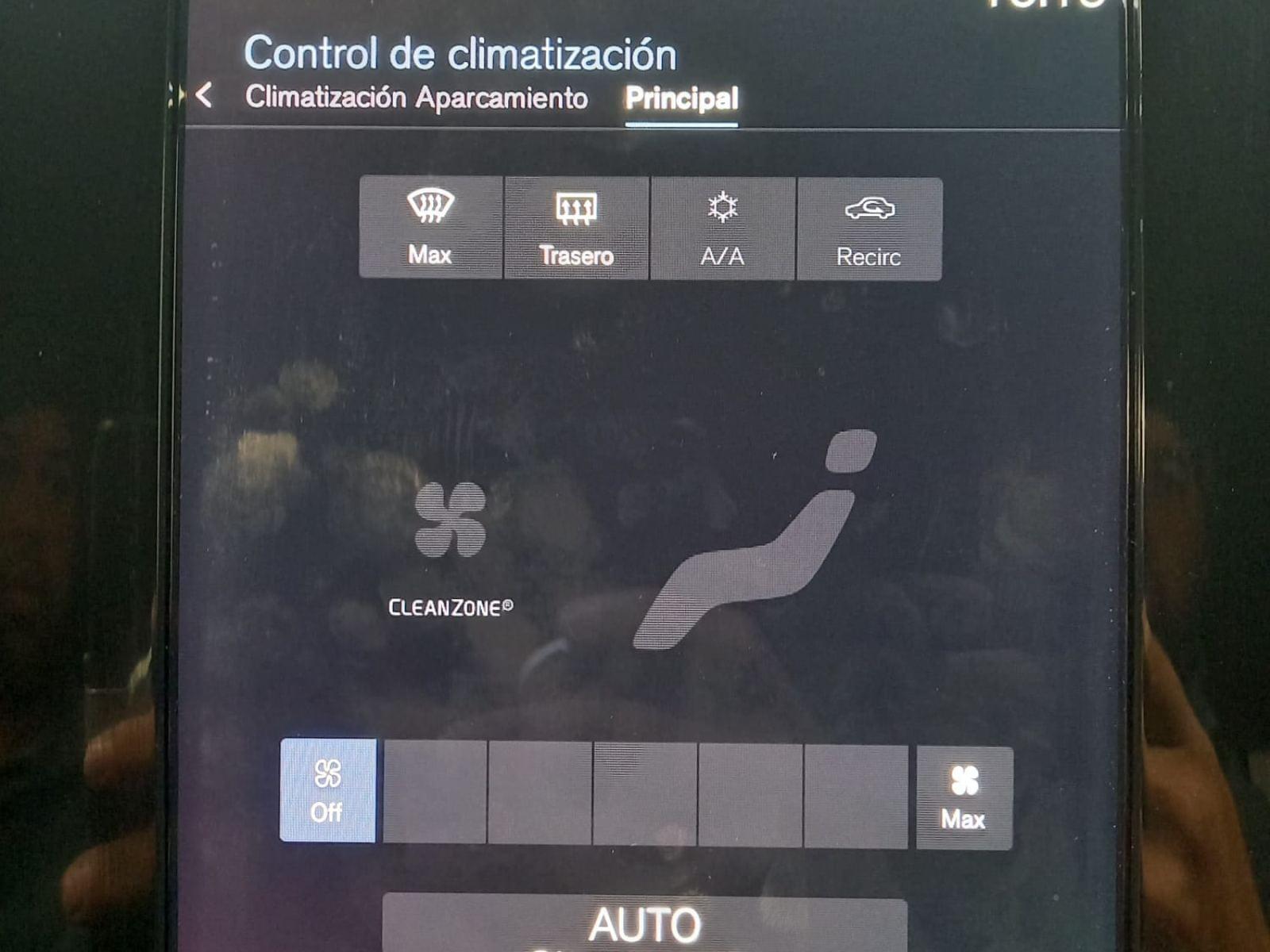 VOLVO XC40 1.5 T4 RECHARGE PHEV ESSENTIAL AUTO 13