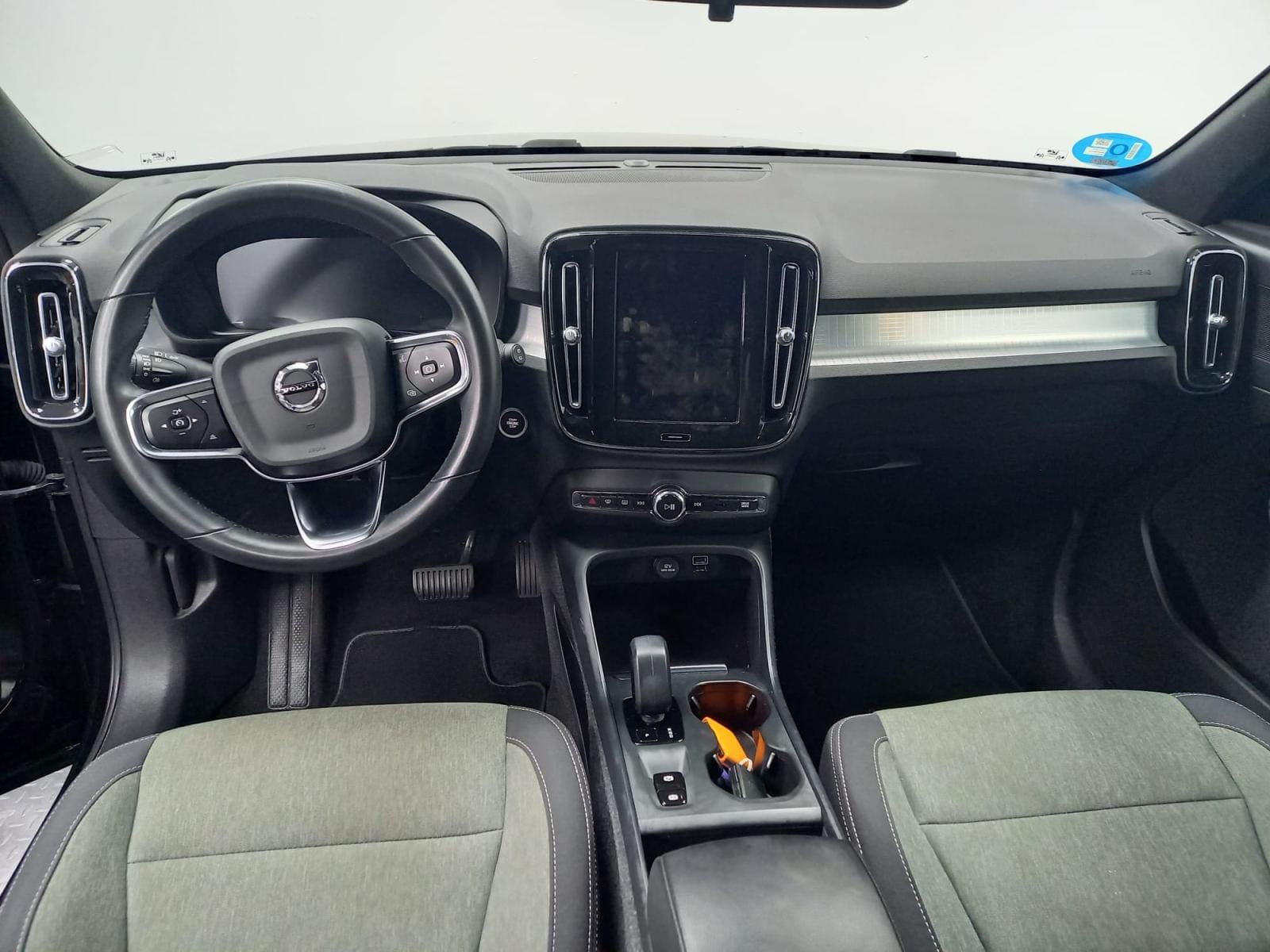 VOLVO XC40 1.5 T4 RECHARGE PHEV ESSENTIAL AUTO 23