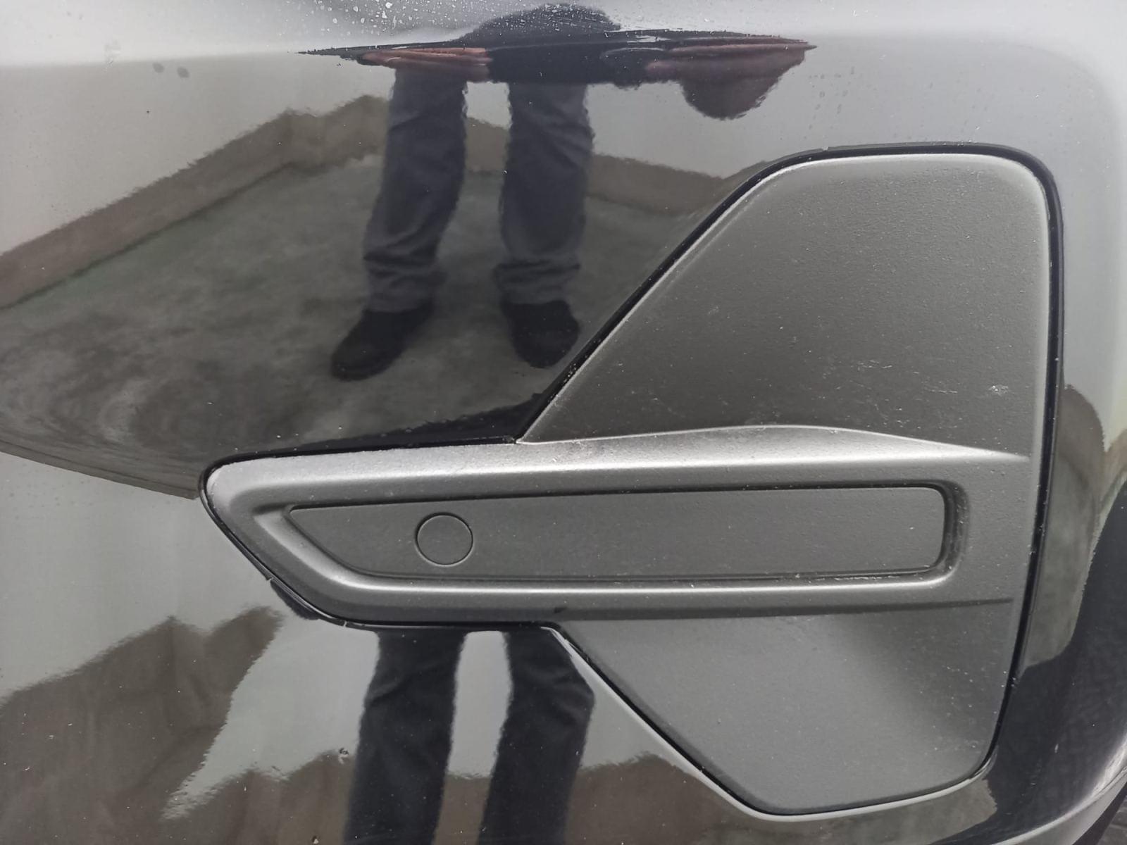 VOLVO XC40 1.5 T4 RECHARGE PHEV ESSENTIAL AUTO 26