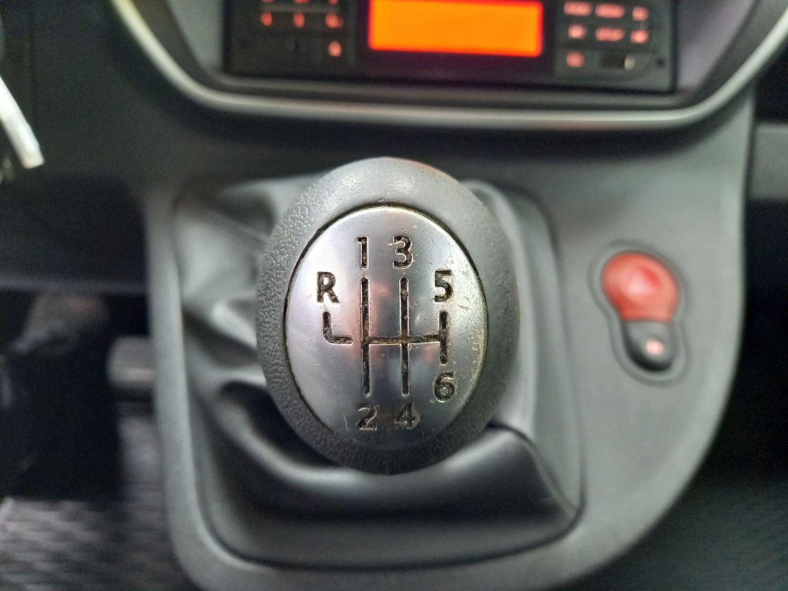 RENAULT KANGOO FURGON MAXI 2p Blue dCi 70 kW (95CV) 9 