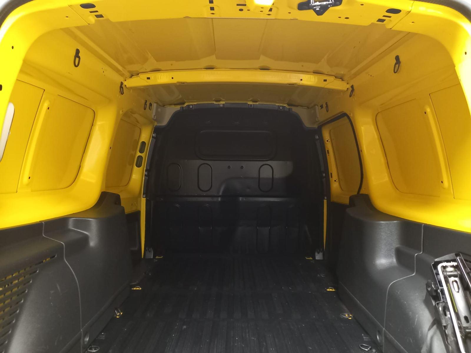 RENAULT KANGOO FURGON MAXI 2p Blue dCi 70 kW (95CV) 27 