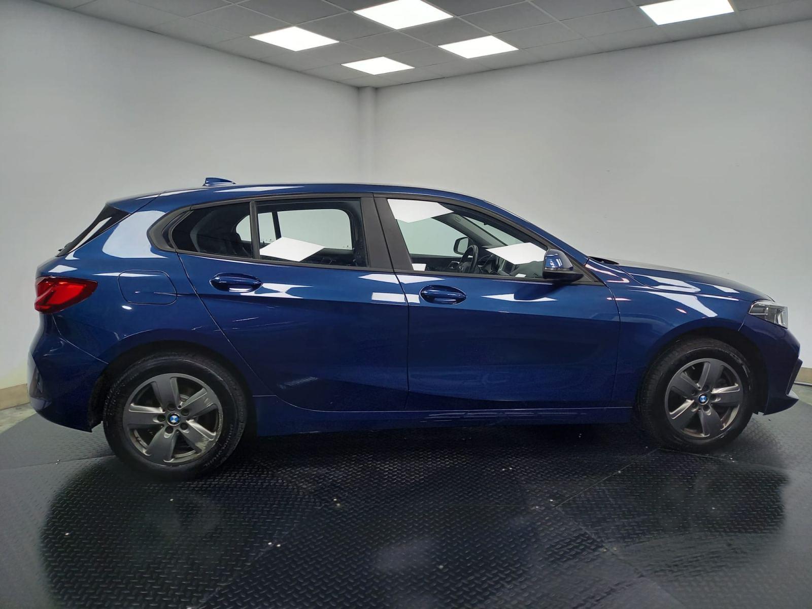 BMW SERIE 1 REEKS HATCH 116D (85 KW) 5D 7 