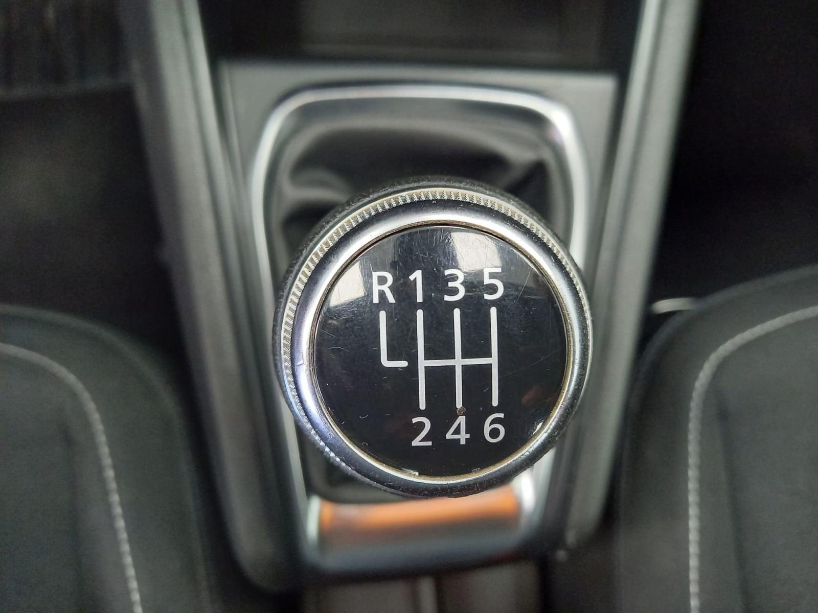 RENAULT CAPTUR Intens TCe 74kW (100CV) GLP 18 