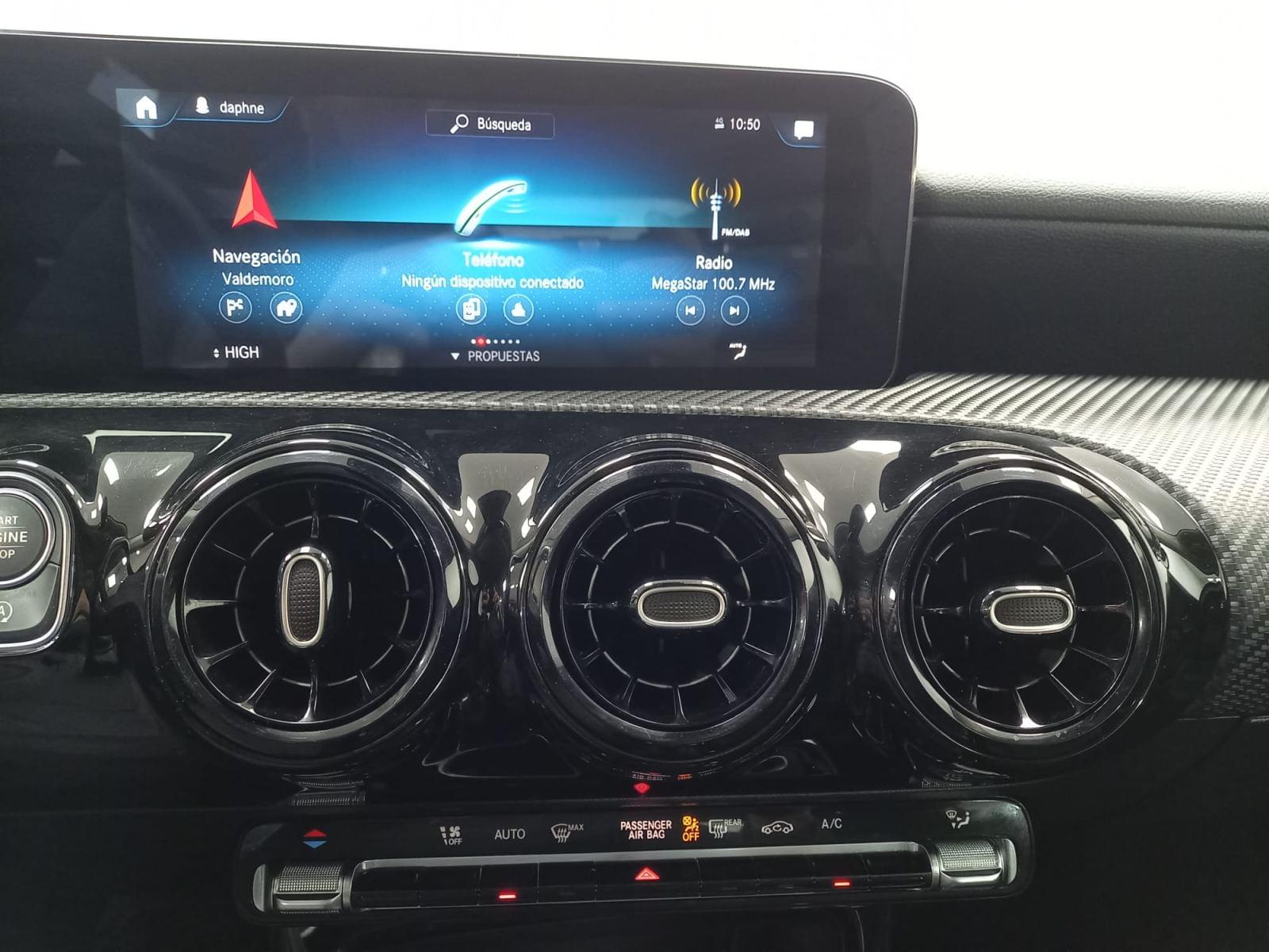 MERCEDES CLASE A 1.3 A 180 BUSINESS SOLUTION ESSENTIAL 27